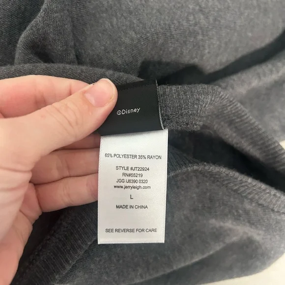 Disney Cropped Sweatshirt Women’s Large Gray Mickey And Friends - Picture 4 of 8